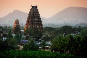 hampi unter der roten abendsonne karnataka